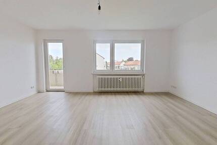 Perfekt für eine kleine Familie: Große 4-Zimmer-Wohnung mit BALKON in ruhiger Lage - Wolfenbüttel Stadtgebiet