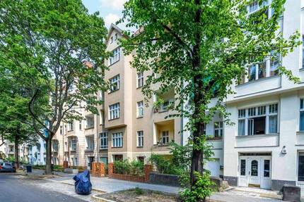 Vollvermietetes Mehrfamilienhaus am Rathaus Tempelhof - Berlin