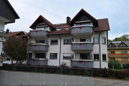 Geräumige 3-Zimmer-Wohnung m. Blick ins Grüne in Niederschopfheim - Hohberg