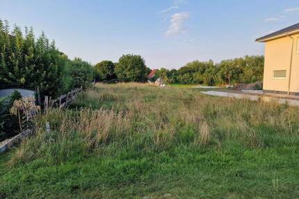 Grundstück für EFH oder Tiny H., gut geschnitten, Baurecht, AKTUELL RESERVIERT. - Großwoltersdorf