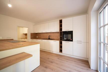 Erstbezug nach Sanierung: 3,5 Zimmer EG-Wohnung mit Garten - Karben