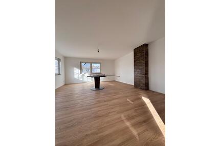 Komfortabel wohnen in Elnhausen - stilvoll sanierte 2,5 ZKB - Marburg Marbach