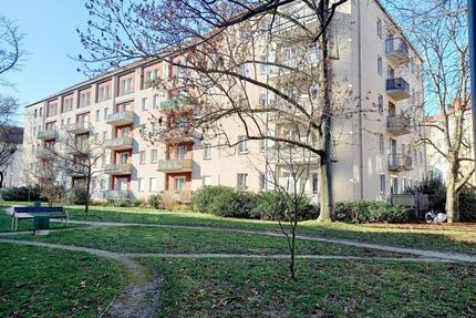 Stadtwohnung in Striesen! - 647,00&nbsp;EUR Kaltmiete, ca.&nbsp; 67,03&nbsp;m&sup2; in Dresden (PLZ: 01309) Blasewitz