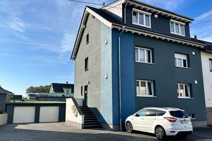 Wohnung zum Kaufen in Schwalbach 199.000,00 € 70 m²