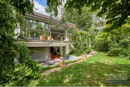 Haus zum Kaufen in Frankfurt am Main 1.298.000,00 € 366 m²