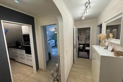 Helle 3-Zimmer-Wohnung mit Balkon in ruhiger Lage - Duisburg Essenberg