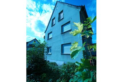Provisionsfreies EFH mit großem Potenzial in begehrter Lage - Mainz Laubenheim