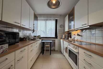 Wohnung zum Kaufen in Bonn 234.000,00 € 76 m²