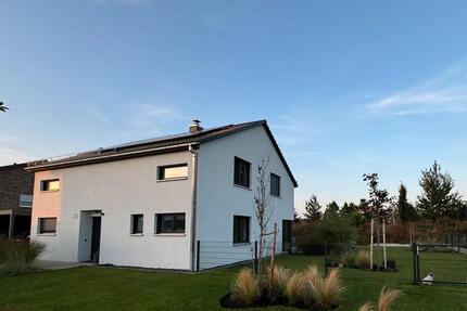 Modernes Einfamilienhaus mit großzügigem Grundstück - Grasleben