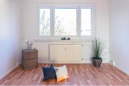 3-Raum-Wohnung mit Tageslichtbad, nahe Rosengarten - Chemnitz Helbersdorf