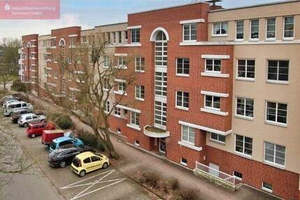 Traumwohnung mit 2 Garagen - 329.000,00&nbsp;EUR Kaufpreis, ca.&nbsp; 95,10&nbsp;m&sup2;&nbsp;Wohnfl&auml;che in Langenhagen (PLZ: 30853)