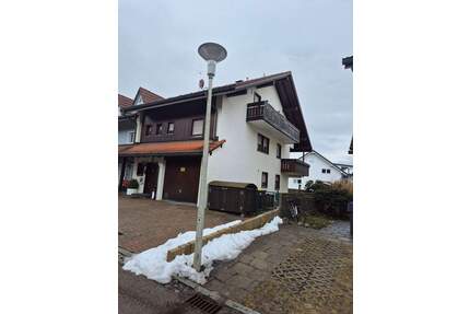 Titisee-Neustadt TOP - Haus mit 2 Garagen in Neustadt Nähe Helios Klinik