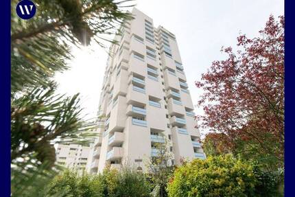Renovierte + kompakte 3-Zimmer-Wohnung, 2 Balkone mit Weitblick, Duschbad + Aufzug - Braunschweig