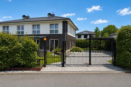 Moderne Doppelhaushälfte in Quickborn-Heide 150qm