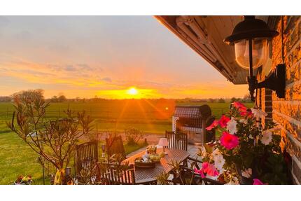 Stilvolles Einfamilienhaus mit Turmerker im Grünen - Potsdam Krampnitz