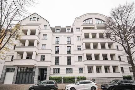 Wohnung zum Kaufen in Düsseldorf 1.898.000,00 € 230 m²