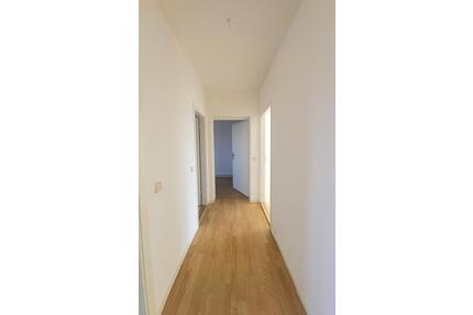 Renovierte 3 Zimmer Wohnung mit Charme und attraktivem Preis - Genthin