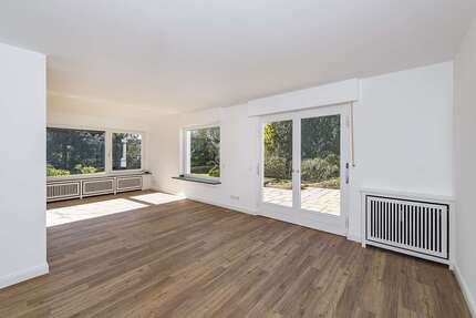 Haus zum Kaufen in Langenfeld 1.480.000,00 € 255 m²