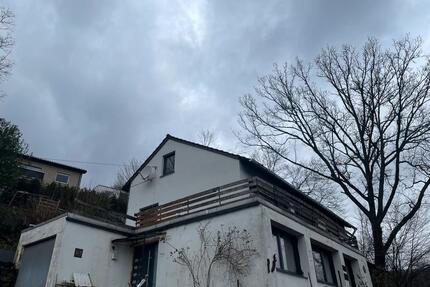 Zwei Familien Haus zuverkaufen - 250.000,00&nbsp;EUR Kaufpreis, ca.&nbsp; 190,00&nbsp;m&sup2; in Werdohl (PLZ: 58791)