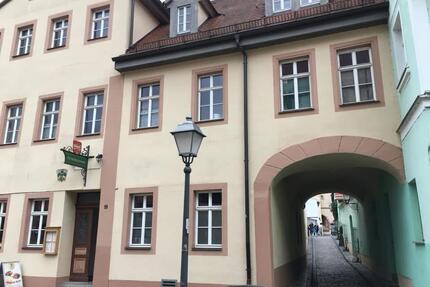 Schöne 2-Raum-Wohnung im Zentrum von Eisleben zu vermieten - Eisleben (Lutherstadt)