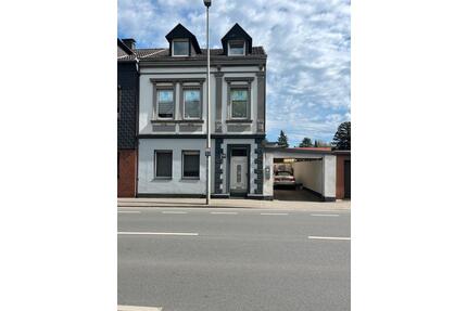 25 Raum Oberhausen Alstaden - 780,00&nbsp;EUR Kaltmiete, ca.&nbsp; 60,00&nbsp;m&sup2; in Oberhausen (PLZ: 46049) Alstaden