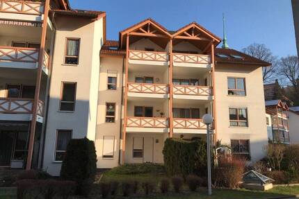 Vermietete 2-Zimmer-Wohnung mit Südwest-Balkon und Tiefgarage in Freital Hainsberg