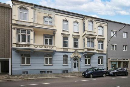 TT bietet an: Erstklassige Wohnung in Hochparterrenlage im zentralen Wilhelmshaven! Erstbezug nach umfangreicher Sanierung!