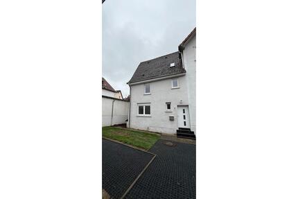 4 Zimmer Einfamilienhaus mit Garten - Stellplatz - Abstellraum - Bad Camberg