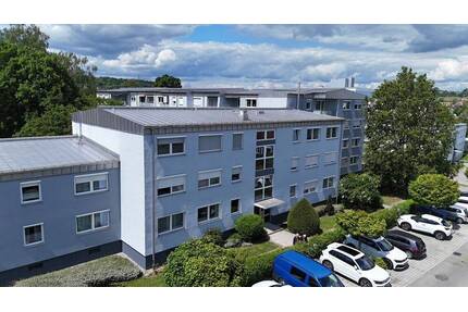 Vermietete 2-Zimmer-Wohnung mit Loggia und Tiefgaragenstellplatz in Landshuter Nordwesten