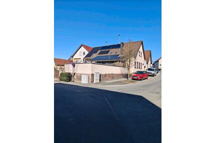 Schönes Mehrfamilien Haus im Herzen Bundorf