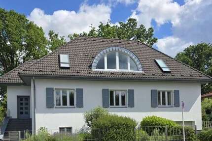 Haus zum Kaufen in Berlin 950.000,00 € 200 m²