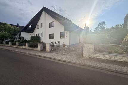 Haus zum Kaufen in Hofheim-Marxheim 799.000,00 € 131 m²
