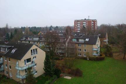 HH-Farmsen, 1,5 Zimmer Wohnung im DG mit Balkon - Hamburg Farmsen-Berne