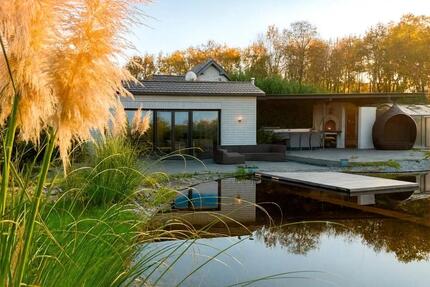 Freistehendes Einfamilienhaus 362m² mit Poolhaus & Pool - 6482m² - Moers Rheinkamp