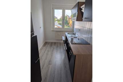 4-RMW mit Balkon, EBK, Parkplatz - 5 Minuten zum Amazon-Werk - Gera - Aga