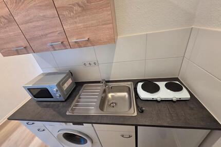 *300 € Gutschein sichern! Ab 01.05. - Einziehen & wohlfühlen - 1,5-Zimmer-Wohnung mit EBK in Nord! - Brandenburg an der Havel