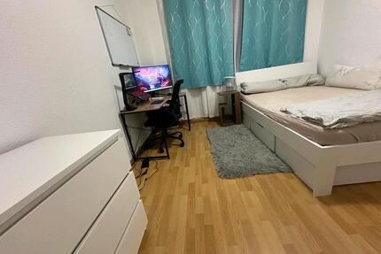 möbliertes Zimmer - 400,00&nbsp;EUR Kaltmiete, ca.&nbsp; 15,00&nbsp;m&sup2; in Halle (Saale) (PLZ: 06130) Damaschkestraße