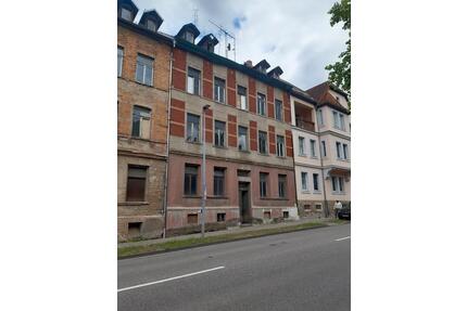 Mehrfamilienhaus - 110.000,00&nbsp;EUR Kaufpreis, ca.&nbsp; 320,00&nbsp;m&sup2; in Weißenfels (PLZ: 06667)