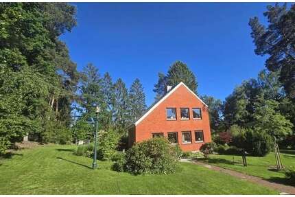 Haus zum Mieten in Bendestorf 2.450,00 € 175 m²
