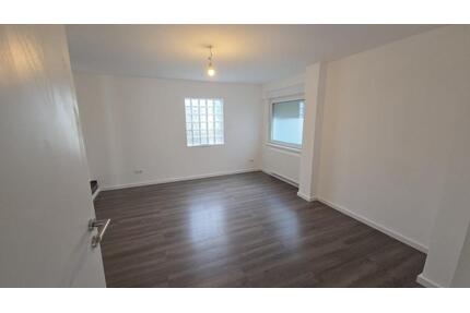 Neuvermietung nach Sanierung - 838,00&nbsp;EUR Kaltmiete, ca.&nbsp; 77,00&nbsp;m&sup2; in Wetzlar (PLZ: 35580) Nauborn