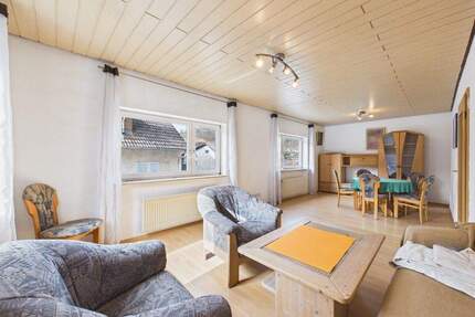 Lichtdurchflutete 3-Zimmer-Wohnung mit moderner Pelletheizung - Oberndorf am Neckar / Aistaig