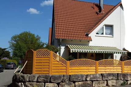 Familienfreundliches Haus mit Terrasse in Wolkersdorf, Schwabach