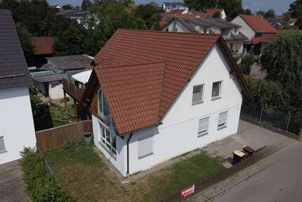 Haus zum Kaufen in Aichach Algertshausen 530.000,00 € 204 m² - Aichach / Algertshausen
