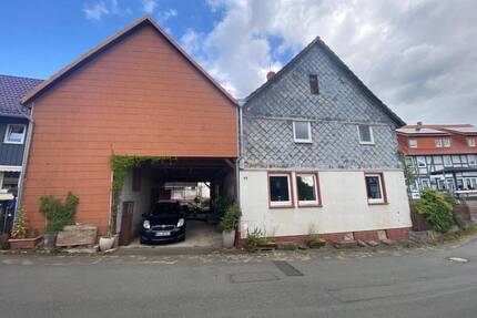 Liebevoll modernisiertes Fachwerkhaus mit Nebengebäude in Ebergötzen!
