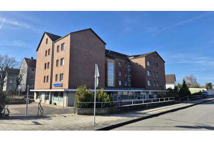 Haus zum Kaufen in Uetze 1.649.000,00 € 1005 m²
