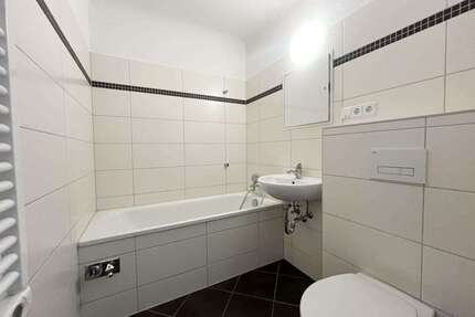 Wohnung zum Mieten in Magdeburg 300,15 € 40.02 m²