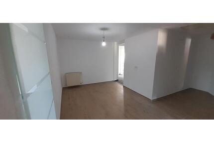 Große helle 5-6-Zimmer-Wohnung zu vermieten - Freden (Leine)