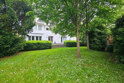 Wohnung zum Mieten in Bochum 2.000,00 € 179.9 m²