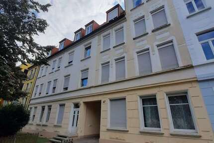 Wohnung zum Mieten in Magdeburg 300,00 € 42 m²