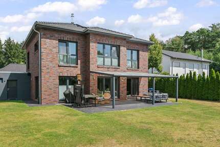 Haus zum Kaufen in Achim 779.000,00 € 177.27 m²